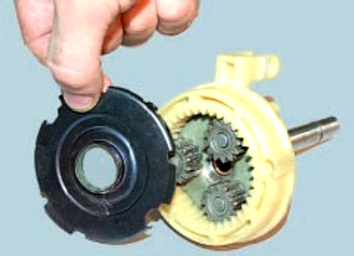 Снятие и ремонт стартера УАЗ Патриот