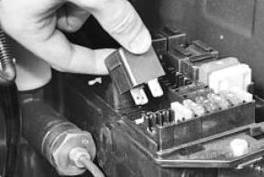 Замена предохранителей и реле УАЗ Патриот