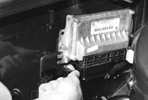 Снятие и установка контроллера УАЗ Патриот