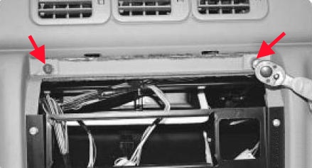 Снятие и установка панели приборов автомобиля УАЗ Патриот