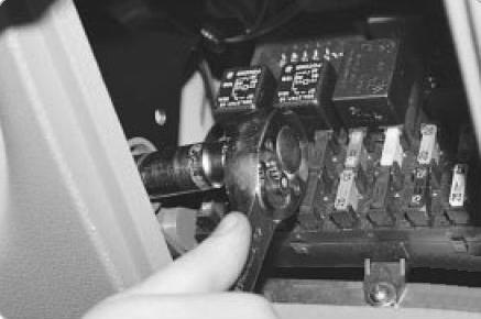 Снятие и установка панели приборов автомобиля УАЗ Патриот