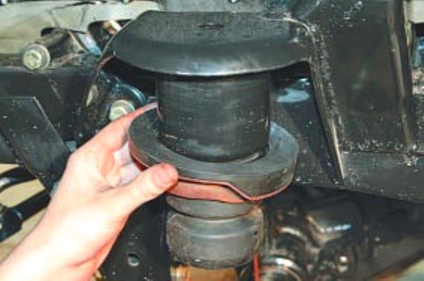 Замена пружин передней подвески УАЗ Патриот