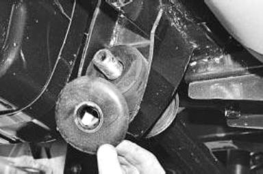 Замена продольной штанги УАЗ Патриот