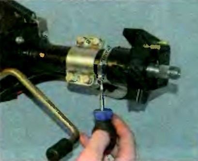 Снятие и установка рулевой колонки автомобиля УАЗ Патриот