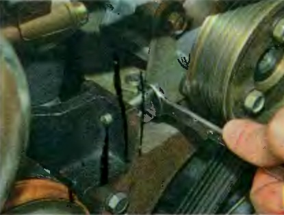 Как заменить элементы ГУР автомобиля УАЗ Патриот