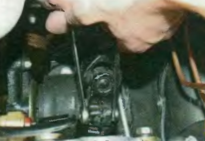 Как заменить элементы ГУР автомобиля УАЗ Патриот