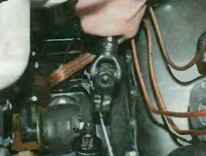 Как заменить элементы ГУР автомобиля УАЗ Патриот