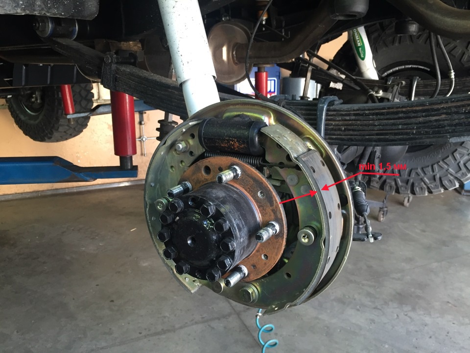 Проверка тормозных колодок УАЗ Патриот