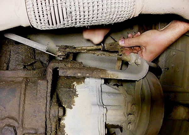 Регулировка привода стояночного тормоза УАЗ Патриот