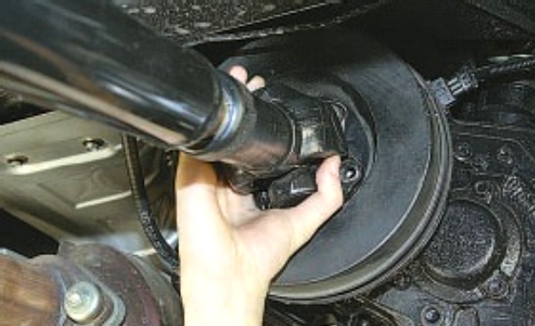 Снятие коробки передач УАЗ