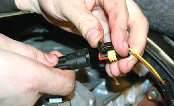 Снятие коробки передач УАЗ