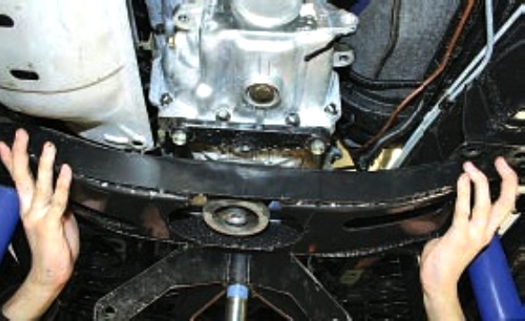 Снятие коробки передач УАЗ