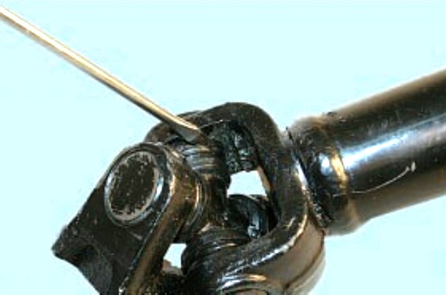 Замена крестовин карданной передачи УАЗ