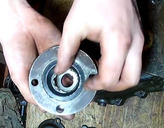 Разборка раздаточной коробки УАЗ