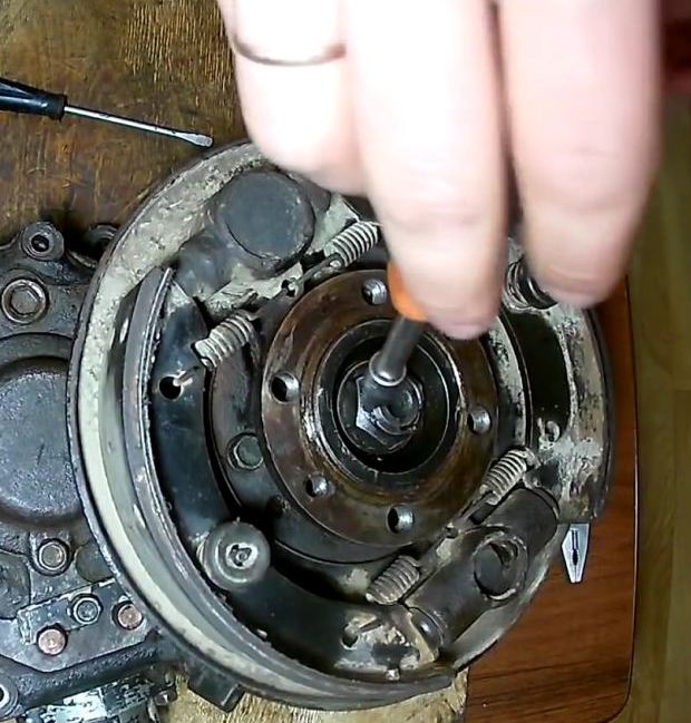 Разборка раздаточной коробки УАЗ