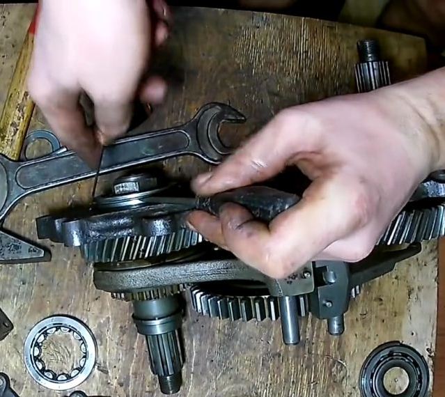 Разборка раздаточной коробки УАЗ