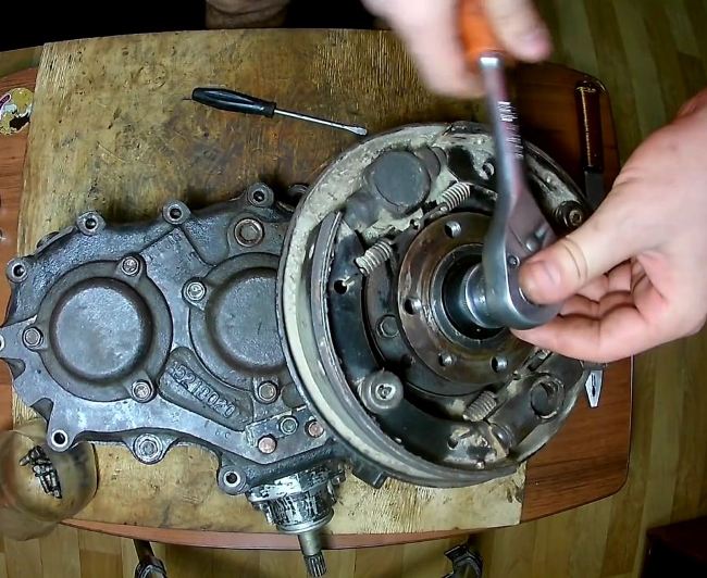 Разборка раздаточной коробки УАЗ