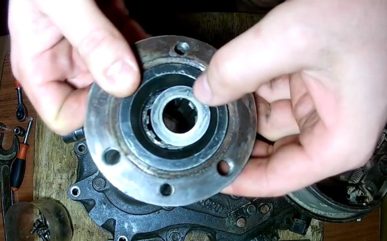 Разборка раздаточной коробки УАЗ