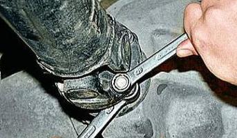 Замена сальника заднего моста