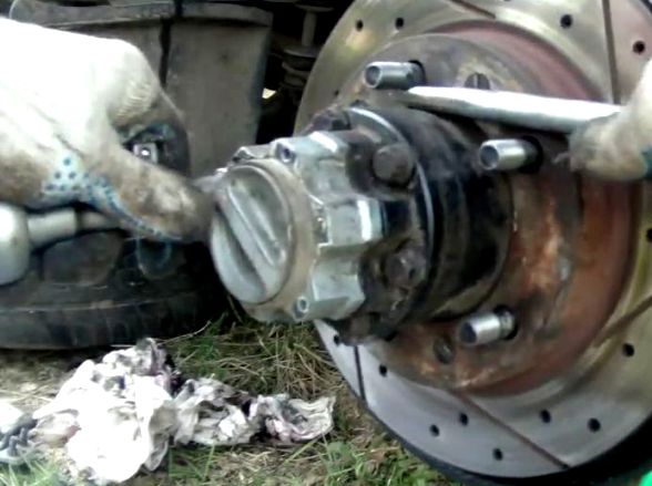 Замена муфты отключения передних колес УАЗ Патриот