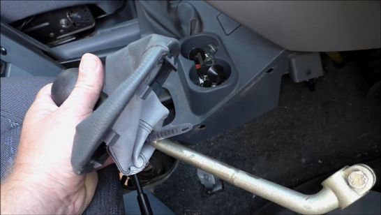 Снятие и установка раздаточной коробки УАЗ Патриот