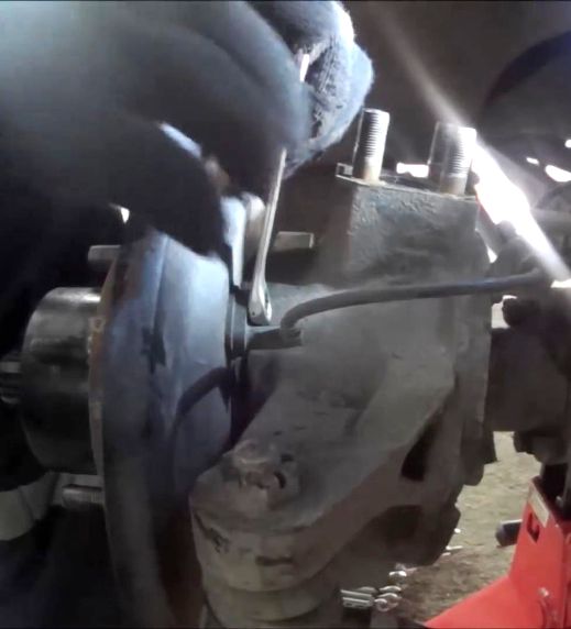 Снятие шкворневого узла и замена шкворней автомобиля УАЗ Патриот