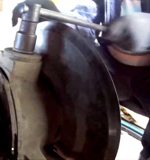 Снятие шкворневого узла и замена шкворней автомобиля УАЗ Патриот