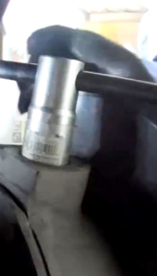 Снятие шкворневого узла и замена шкворней автомобиля УАЗ Патриот