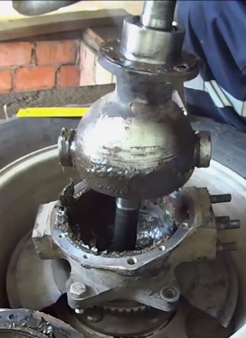 Снятие шкворневого узла и замена шкворней автомобиля УАЗ Патриот