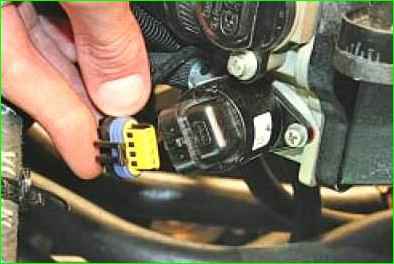 Как заменить регулятор холостого хода