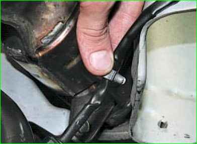 Замена каталитического коллектора двигателя ВАЗ-21126