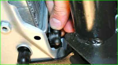 Как заменить охлаждающую жидкость двигателя