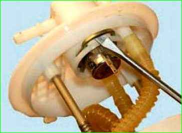 Замена регулятора давления топлива