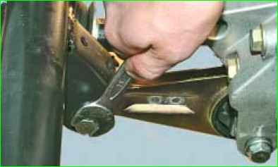 Замена опор силового агрегата