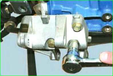 Замена опор силового агрегата