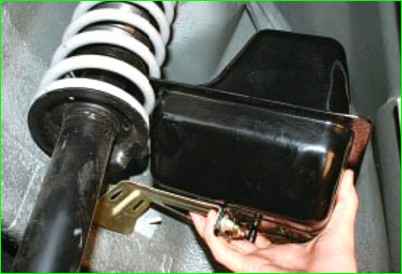 Замена сепаратора паров топлива