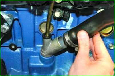 Как очистить систему вентиляции картера