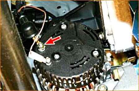 Проверка и замена регулятора напряжения Лада Приора