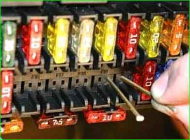 Снятие и установка монтажного блока