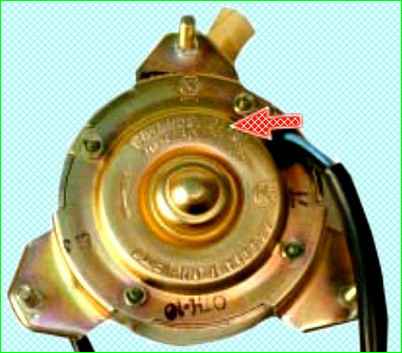 Снятие и установка электродвигателя вентилятора