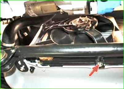 Снятие и установка электродвигателя вентилятора