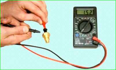 Замена датчика указателя температуры жидкости охлаждения