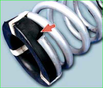 Установка амортизатора и пружины