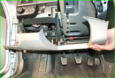 Рульдің электрлік бағанасын алу және орнату