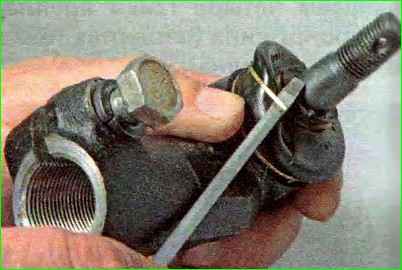 Как заменить рулевые наконечники и тяги