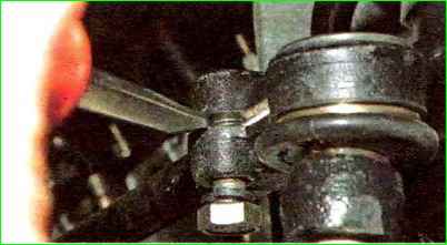 Как заменить рулевые наконечники и тяги