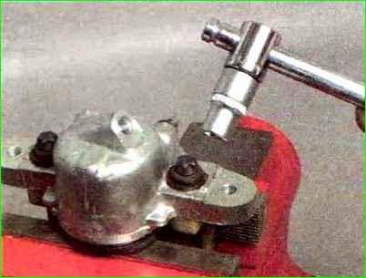 Austausch des Vorderradbremszylinders