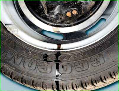 Замена рабочего цилиндра заднего тормозного механизма