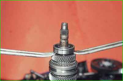 Demontage der Sekundärwelle