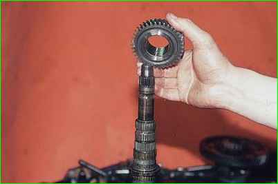 Demontage der Sekundärwelle